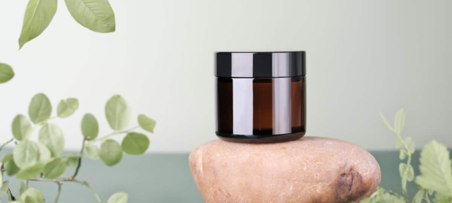 Skincare Anti Aging Terbaik 2025, Rekomendasi dari Dermatolog Indonesia